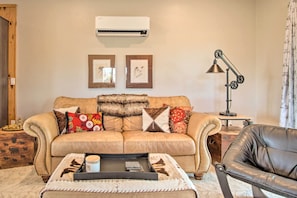 Living Area | Board Games | Ceiling Fan