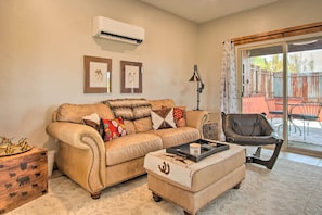 Living Area | Free WiFi | Central A/C & Heat | Smart TV | DVD player