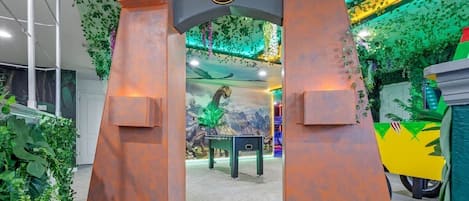 Game Room & Movie Lounge - WELCOME TO JURASSIC PARK!!!