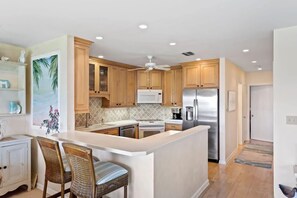 Fully equipped kitchen