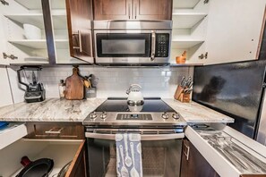 fully equipped kitchen