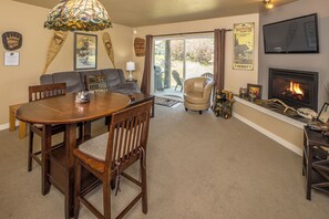 Have an intimate dinner for two | Main Level