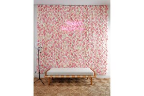 Gorgeous roses backdrop for your Nashville photos!
