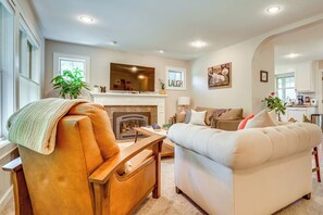 Living Room | Board Games