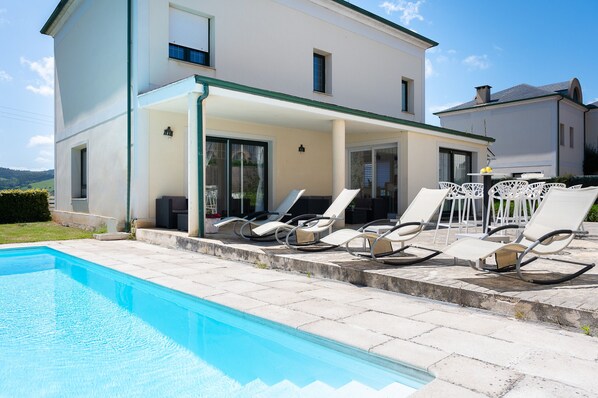 Villa rental in Cantabria ideal for families and large groups.