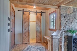 Interior entrance with shoe and coat closet 