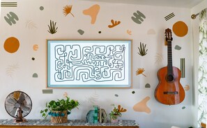 Frame TV and Guitar for noodling or jamming