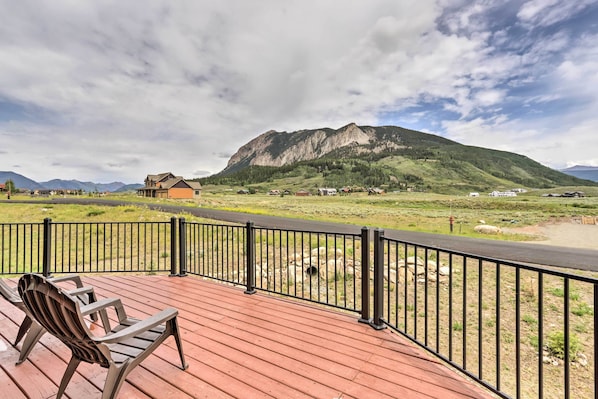 Crested Butte Vacation Rental | 4BR | 4.5BA | 3,631 Sq Ft | Stairs Required
