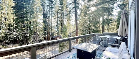 Lake views from front patio