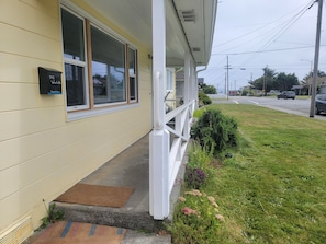 front yard entrance 