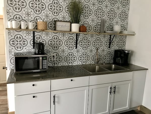 Kitchen with Full size appliances