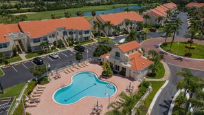 Pool / Jacuzzi Area - Relax and  Unwind 