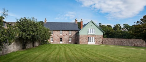 Dryburgh Farmhouse - side view of the property from the large lawned south-facing garden