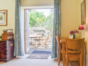 Living room/dining room | Ty Sally Jones, Brecon
