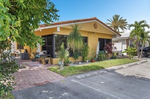 Front of property with parking area