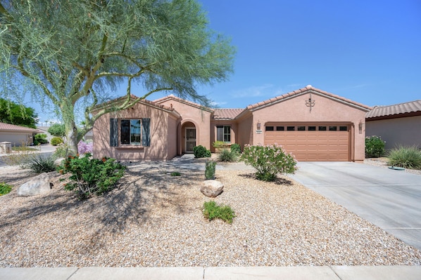 Beautiful desert escape in Sun City Grand, AZ!