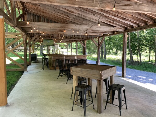 Pavilion area with outdoor tv