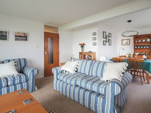 Living room | Galley Hill Aspect, Bexhill On Sea