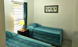 Twin bedroom