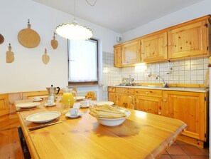 Furniture, Cabinetry, Property, Tap, Table, Countertop, Tableware, Sink, Kitchen, Drawer