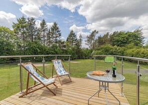 Dove Luxury Glamping Pod - Longnor Wood Holiday Park, Longnor, Nr. Buxton
