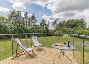 Dove Luxury Glamping Pod - Longnor Wood Holiday Park, Longnor, Nr. Buxton