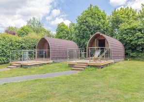 Dove Luxury Glamping Pod - Longnor Wood Holiday Park, Longnor, Nr. Buxton