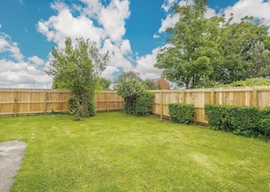 Squirrel Cottage - Grange Leisure Park, Mablethorpe