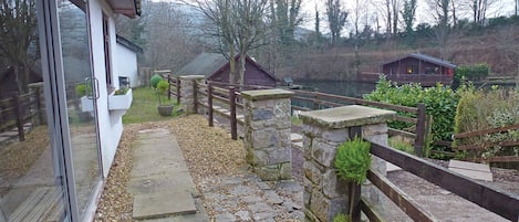 Moorhen Cottage