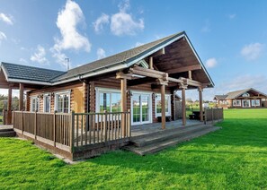 Dovetail Lodge - Hornsea Lakeside Lodges, Hornsea