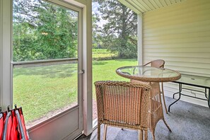 Screened Porch | Central Heating & A/C