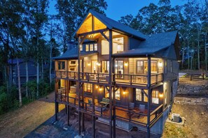 Daybreak Ridge - Rear View at Dusk