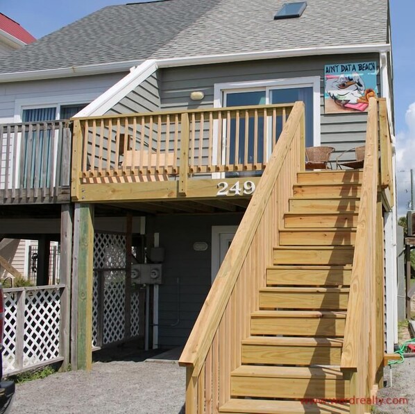 Aint Dat A Beach Exterior