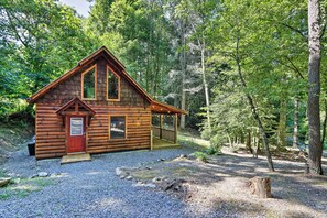 Parking | Driveway (2 Vehicles) | Carport (2 Vehicles)
