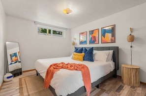 Master Bedroom - King Bed