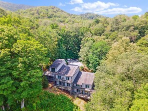 Hidden Haven is nestled into the woods of Banner Elk, NC