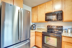 Kitchen | 1st Floor | Cooking Basics & Spices | Coffee Maker & Grinder