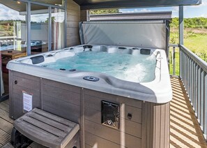 Lakeside 3 - Woodhall Country Park Lodges, Woodhall Spa