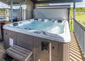 Lakeside 3 - Woodhall Country Park Lodges, Woodhall Spa
