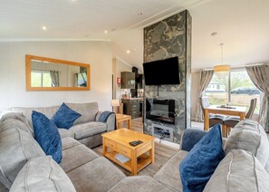 Lakeside 2 Plus - Woodhall Country Park Lodges, Woodhall Spa