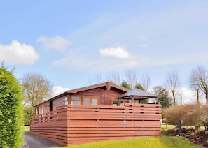 Bakewell Deluxe Lodge Pet - Longnor Wood Holiday Park, Longnor, Nr. Buxton