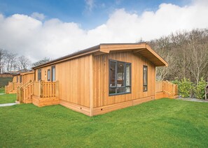 Dovestone Secluded Spa 6 - Dovestone Holiday Park, Greenfield