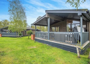 Lakeside 2 Pet Friendly - Woodhall Country Park Lodges, Woodhall Spa