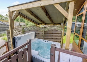 Brackenburgh - Calthwaite Hall Lodges, Calthwaite, Nr Penrith