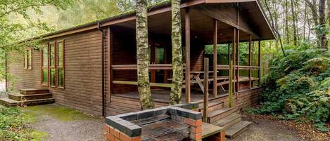 Fox Lodge 6 - Quarry Walk Lodges, Freehay, Cheadle