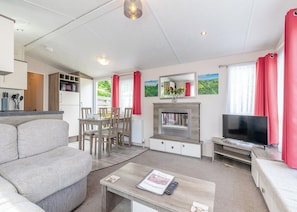 Manifold Caravan Pet - Longnor Wood Holiday Park, Longnor, Nr. Buxton
