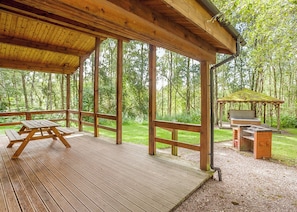 Owl Garden - Quarry Walk Lodges, Freehay, Cheadle