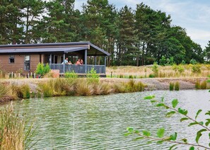 Lakeside 2