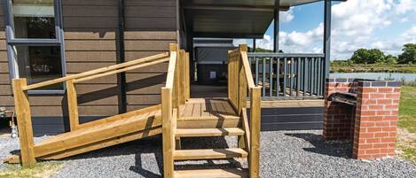 Lakeside 3 Pet Friendly - Woodhall Country Park Lodges, Woodhall Spa