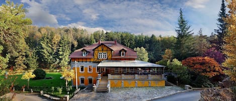 Extérieur maison de vacances [été]